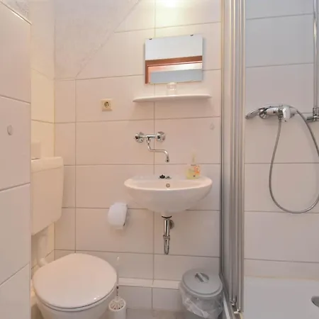 Apartment Haven With Private Terrace, Cleaning Included Jagersgrun