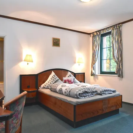 Apartment Haven With Private Terrace, Cleaning Included Jagersgrun