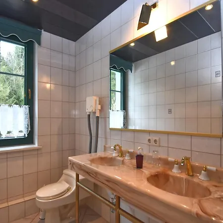 Apartment Haven With Private Terrace, Cleaning Included Jagersgrun